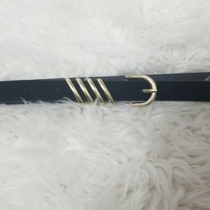 H&M velvet black belt